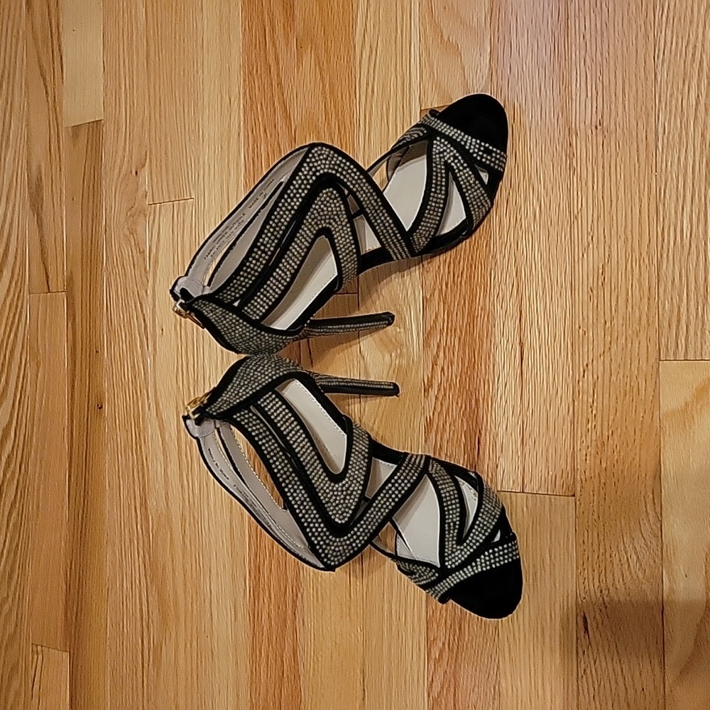 Boston Proper heels
